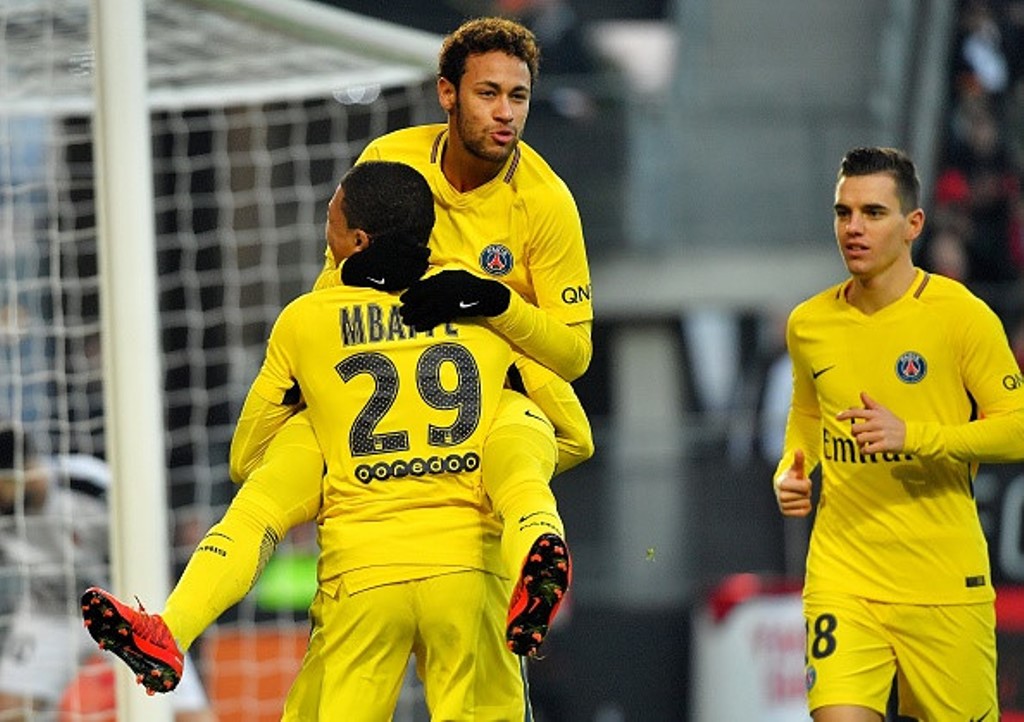Neymar và Mbappe 'song kiếm hợp bích', PSG hủy diệt Rennes - Bóng Đá