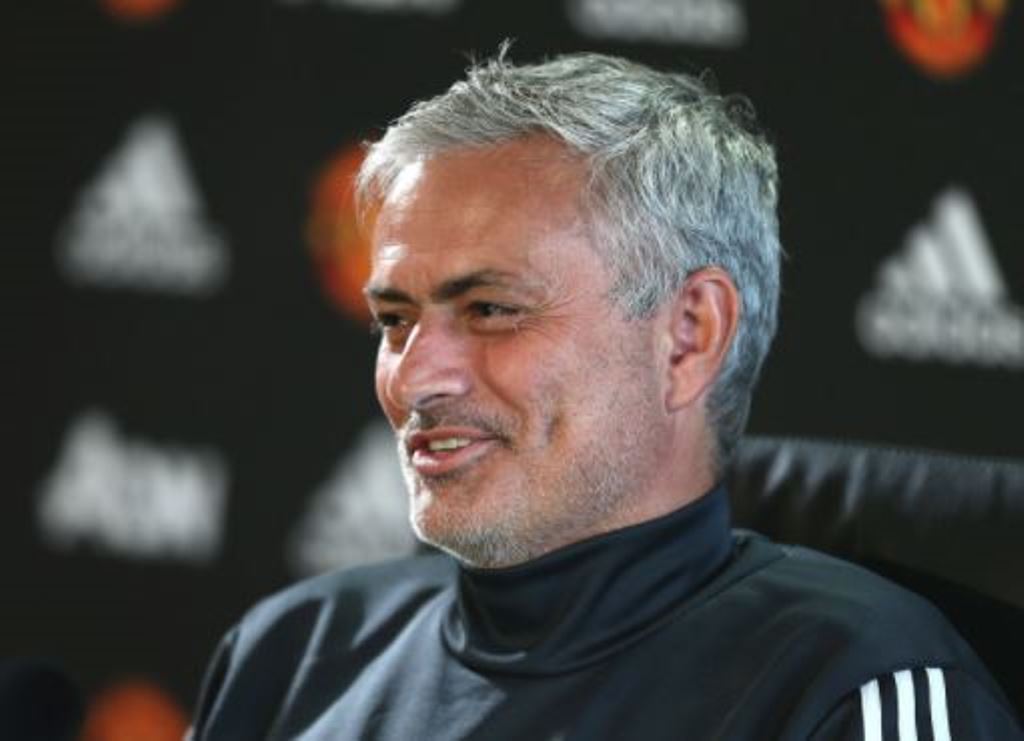 Gặp Derby County, HLV Mourinho báo hàng loạt tin vui - Bóng Đá