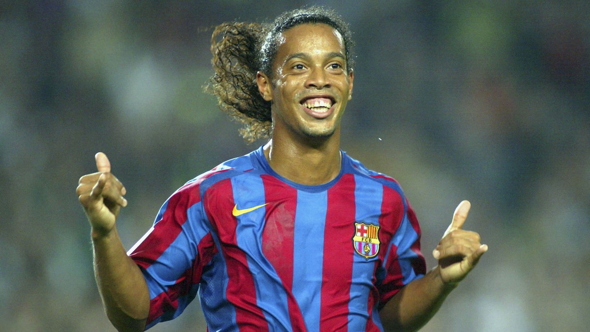 Ronaldinho chính thức giải nghệ - Bóng Đá