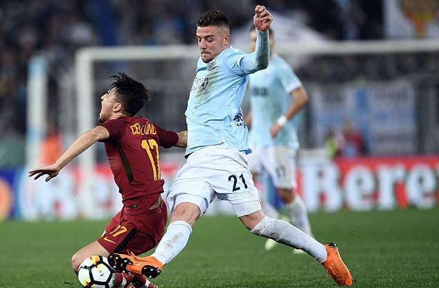 Milinkovic-Savic mất điểm trong mắt đội tuyển trạch Man Utd - Bóng Đá