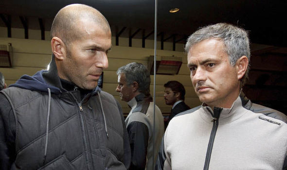 Chuyên gia khuyên Man Utd nên bổ nhiệm Zidane thay thế Mourinho - Bóng Đá