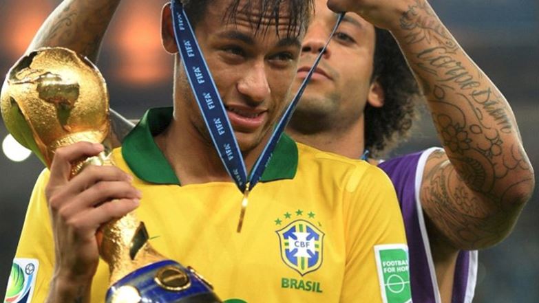 Marcelo: Ronaldo không thể ngăn Neymar đến Real - Bóng Đá