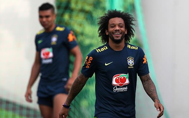 Fred trở lại mạnh mẽ, Brazil sẵn sàng cho trận quyết đấu với Costa Rica - Bóng Đá
