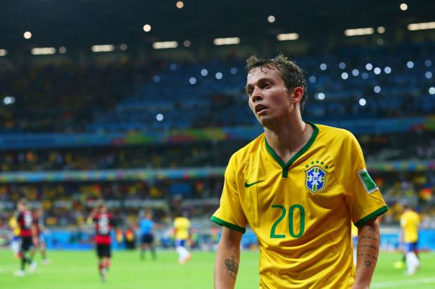 Hụt Golovin, Chelsea gây bất ngờ khi nhắm mua sao Brazil - Bóng Đá