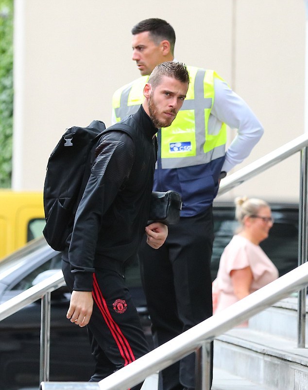 Man Utd đến khách sạn Lowry - Bóng Đá