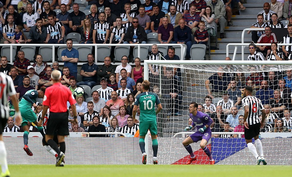 Liverpool, Man City chưa đá, ứng cử viên vô địch đã lộ diện - Bóng Đá