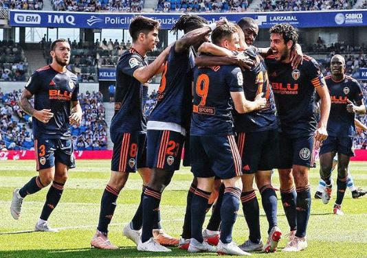 Valencia chơi 'tất tay' cho trận đại chiến Man Utd - Bóng Đá