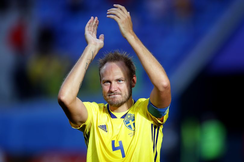 Chủ tịch Helsingborgs: "Tôi không thể ngăn Granqvist đến Man Utd"