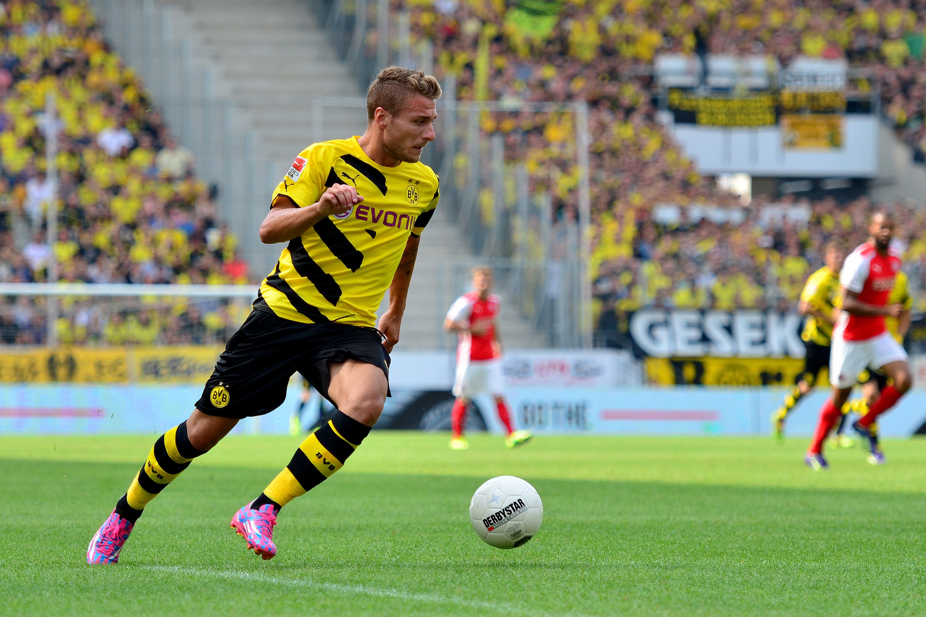 Mourinho có thể học hỏi được gì từ Dortmund? - bình luận - Bóng Đá