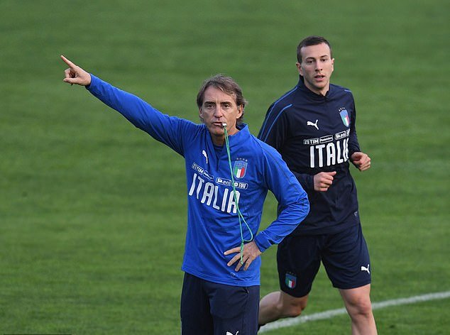 Mancini khen 'tiểu Pirlo' Sandro Tonali: 