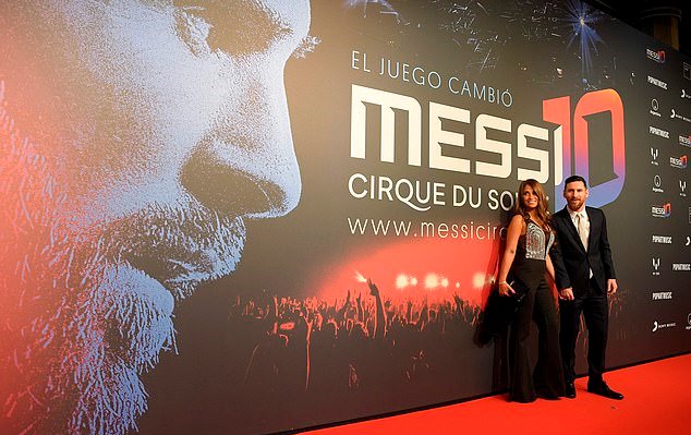 Messi dự sự kiện - Bóng Đá