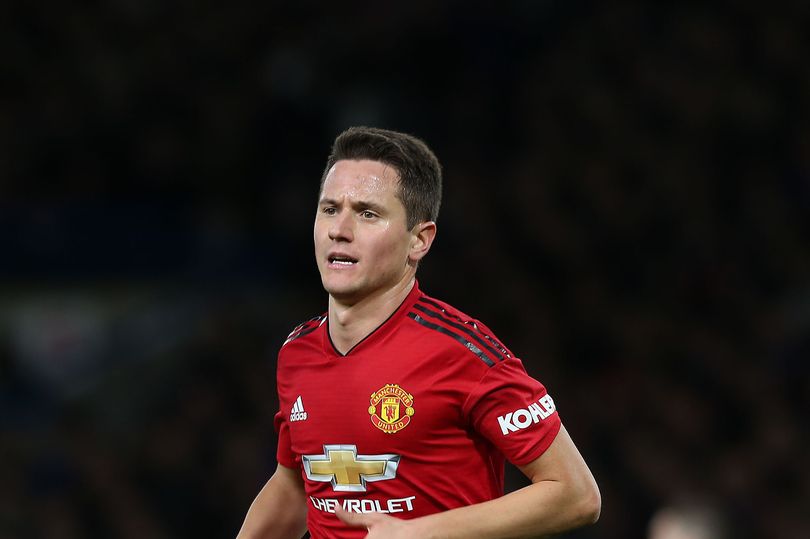 Three players Manchester United should consider to replace Ander Herrera - Bóng Đá