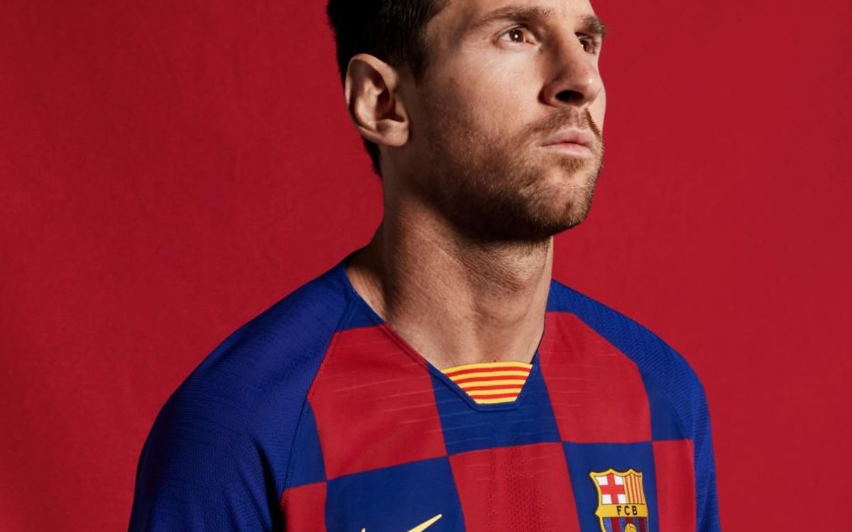Barcelona chính thức ra mắt áo đấu ca-rô lạ mắt - Bóng Đá
