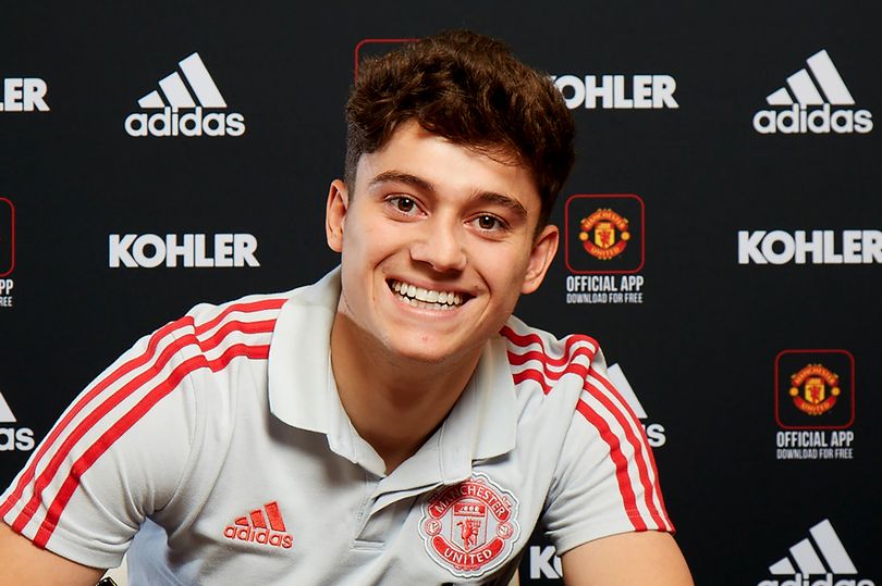 How many more transfers Manchester United fans can expect this summer - Bóng Đá