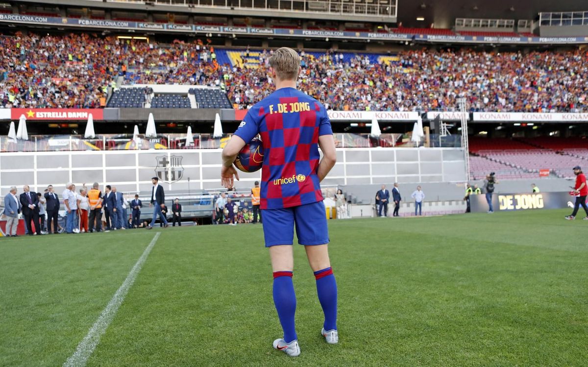 De Jong ra mắt Barcelona - Bóng Đá