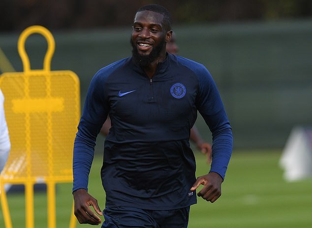 Ảnh bài viết Sốc! Man Utd mua 'hàng hớ' Chelsea thay Pogba