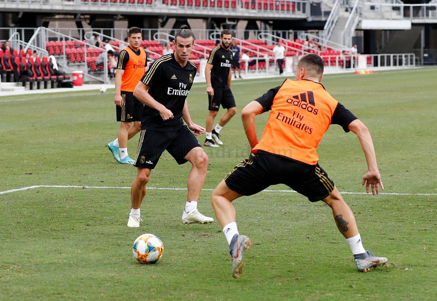 Real, Bale tập luyện - Bóng Đá