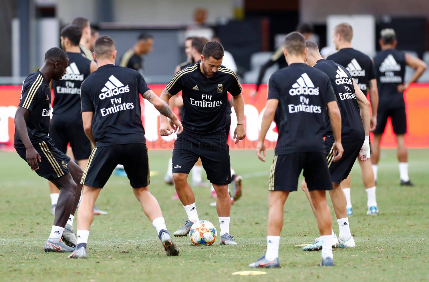 Real, Bale tập luyện - Bóng Đá