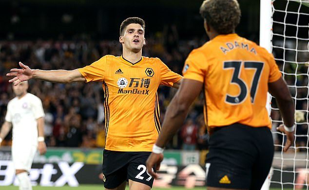 https://www.dailymail.co.uk/sport/football/article-7361539/Wolves-4-0-Pyunik-agg-8-0-Nuno-Espirito-Santos-men-reach-Europa-League-play-round-style.html - Bóng Đá