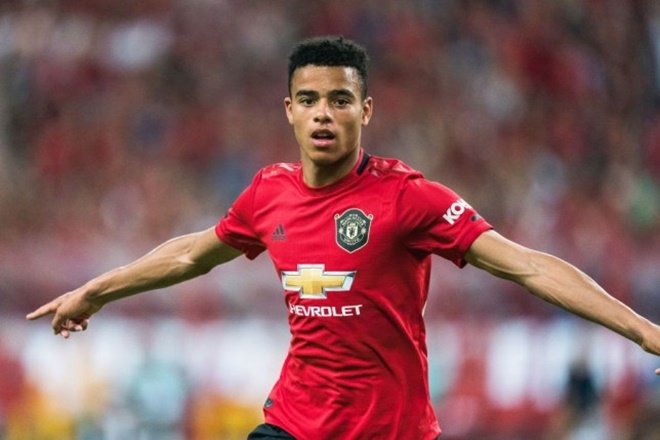 Man United fans react to Mason Greenwood signing a new contract - Bóng Đá