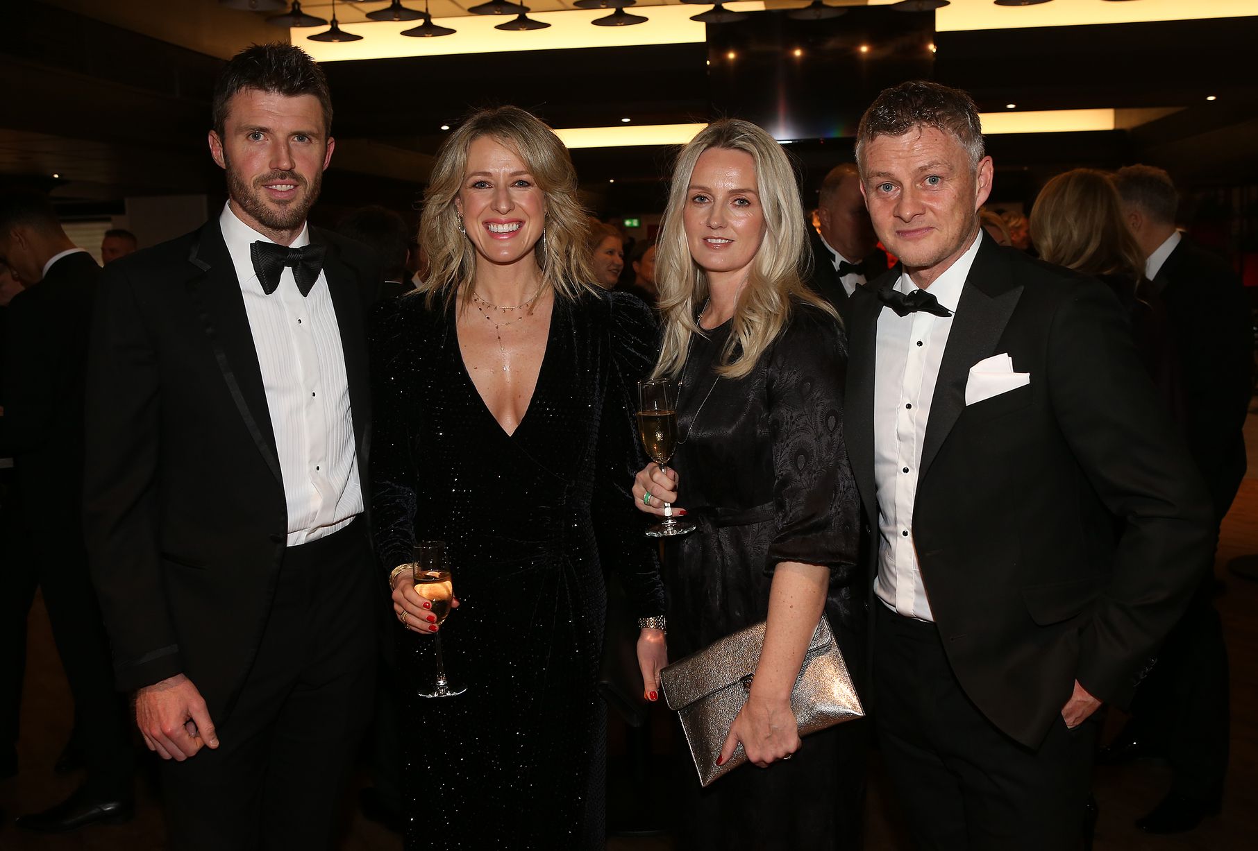 Ed Woodward and Ole Gunnar Solskjaer shrug off sack speculation at Man Utd Gala Dinner - Bóng Đá