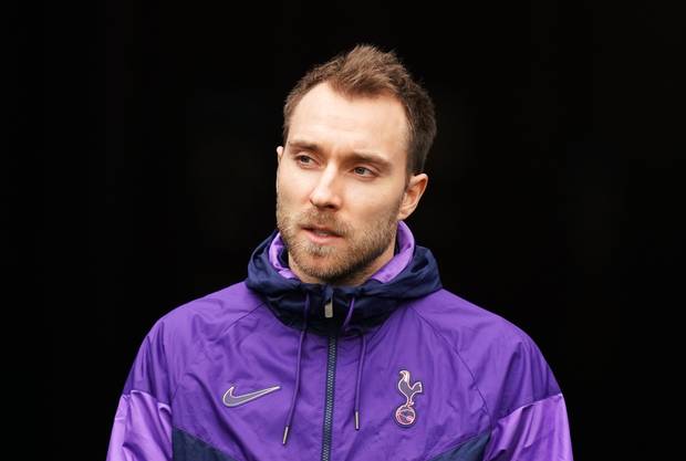 Jose Mourinho admits Christian Eriksen has made a decision over his future ahead of probable January move - Bóng Đá