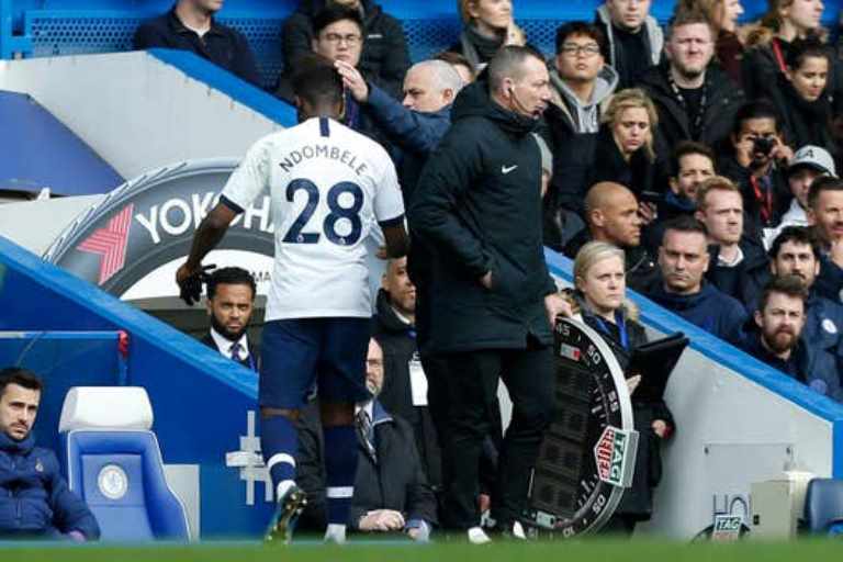 Jose Mourinho: Why Tanguy Ndombele should be 'very, very happy' with criticism of Tottenham displays - Bóng Đá