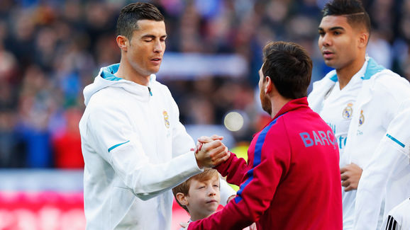Rooney: Cristiano is ruthless in the box, but Messi will torture you before he kills you - Bóng Đá