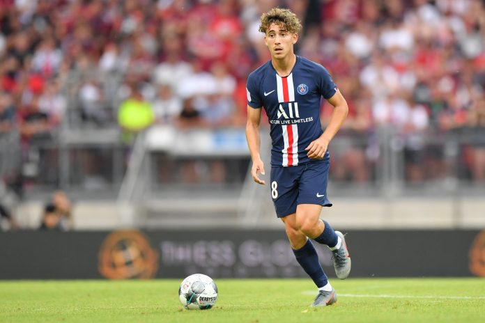Arsenal keen on PSG 17-year-old Adil Aouchiche - Bóng Đá