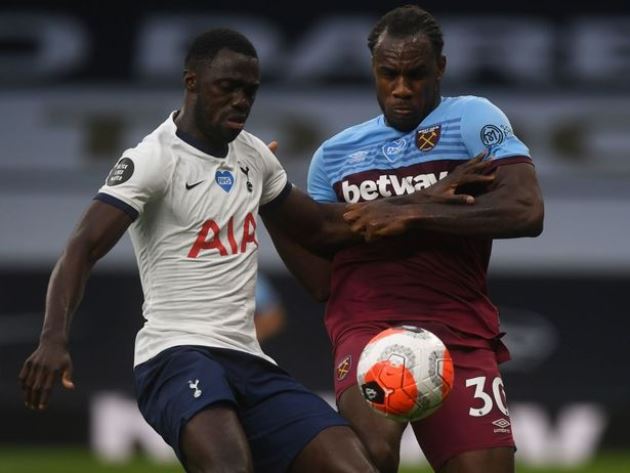 Kane's position and Mourinho's substitutions - 5 things spotted in Tottenham's win over West Ham - Bóng Đá