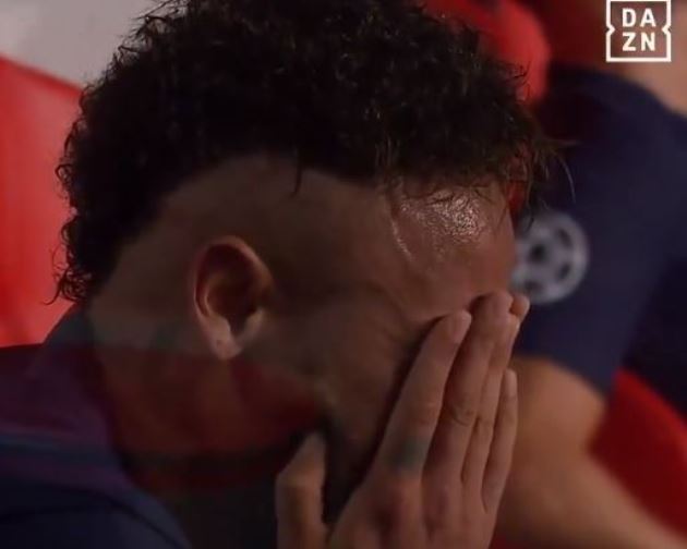 Neymar left in tears after PSG suffer Champions League final heartbreak - Bóng Đá
