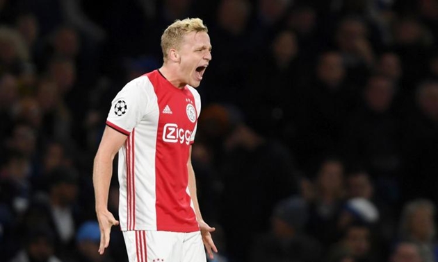 Fabrizio Romano claims Donny Van de Beek will move soon - Bóng Đá