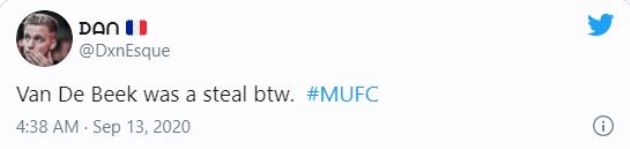 United fans react to Van de Beek's friendly debut against Aston Villa - Bóng Đá