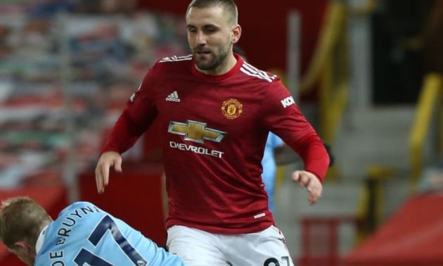 Man United fans delighted with top Luke Shaw display vs Man City - Bóng Đá