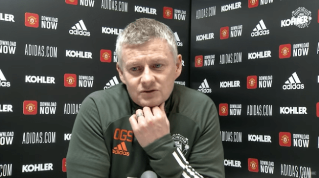 Ole Gunnar Solskjaer explains why he waited so long to make a substitution in Manchester United defeat - Bóng Đá