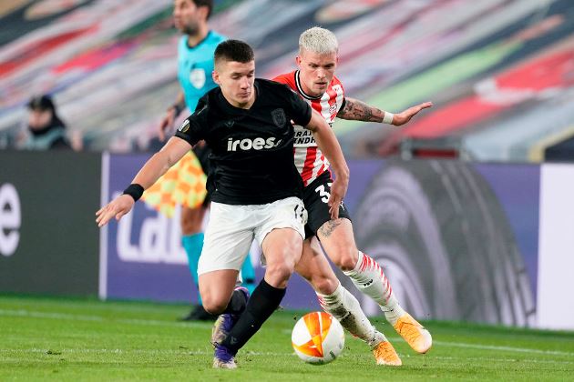 Tzolis đáng để Man Utd theo sát.