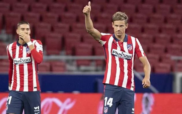 Atletico will not negotiate with Manchester United for Marcos Llorente: Release clause or nothing - Bóng Đá