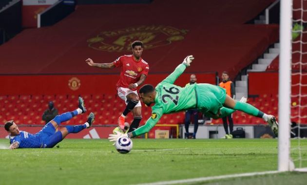 Rashford ghi bàn thắng quan trọng cho Quỷ đỏ.