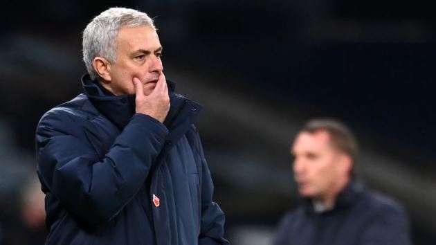 Man Utd sẽ có mùa bóng tới đầy hứa hẹn, đủ để thu hút Kane. Trong khi đó, Tottenham mùa này thậm chí có thể không đủ điều kiện tham dự Europa League mùa tới.