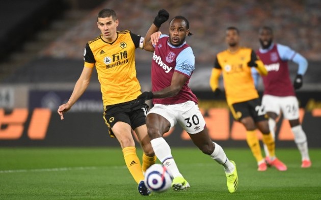 Arsenal legend Sol Campbell has urged his old club to sign Wolves defender Conor Coady - Bóng Đá