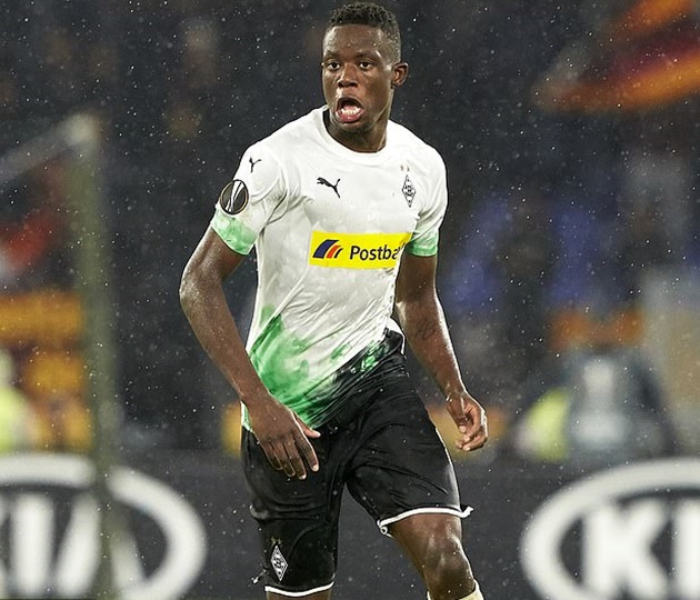Manchester United have been linked with Denis Zakaria - Bóng Đá
