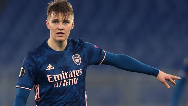 TRANSFER NEWS: REAL MADRID WANT EMILE SMITH ROWE FROM ARSENAL IN MARTIN ODEGAARD DEAL - Bóng Đá