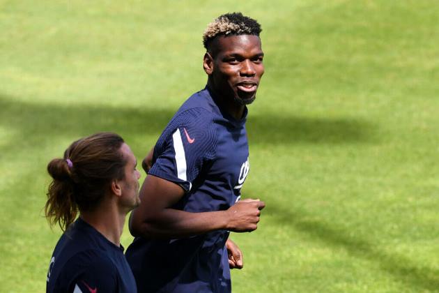 Man Utd vẫn đang đau đầu vì Pogba.