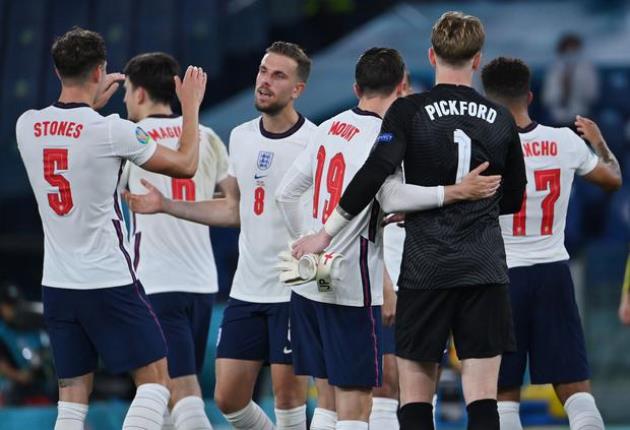 Pickford makes Euro history as England's clean sheet run rolls on - Bóng Đá