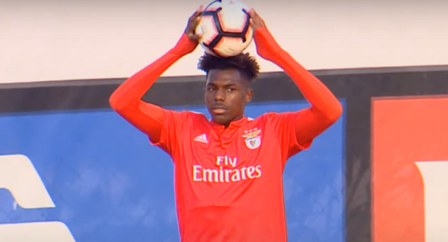 Nuno Tavares sắp trở thành một cầu thủ của Arsenal.