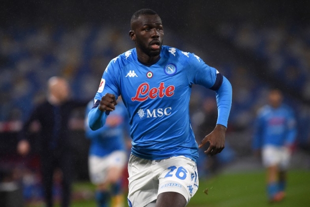 Kalidou Koulibaly rớt giá thê thảm.
