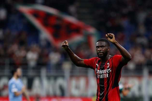 Chelsea don’t have buy-back option for AC Milan centre-back Fikayo Tomori - Bóng Đá