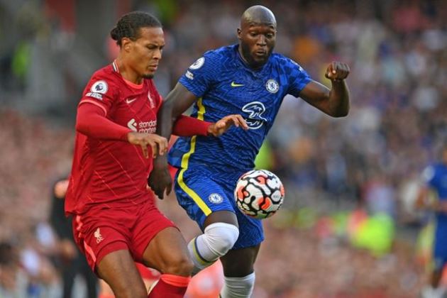 Glen Johnson explains why Chelsea are more likely than Liverpool to win the title - Bóng Đá