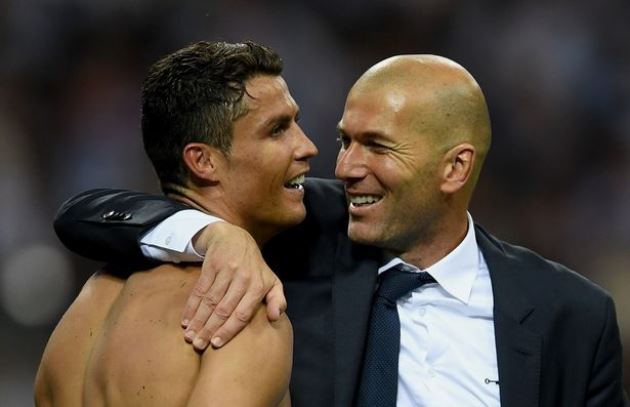 Cristiano Ronaldo's role in persuading Zinedine Zidane to take Man Utd job - Bóng Đá