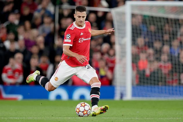 Romano says Diogo Dalot was disappointed at Champions League snub - Bóng Đá